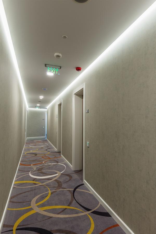 Plaza35 Aparthotel Sibiu Buitenkant foto